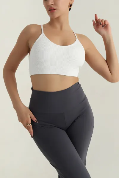Beyaz Askılı Destekli Kadın Büstiyer 411407
