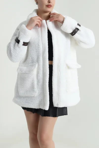 Beyaz Astarlı Cepli Peluş Kadın Mont 492194