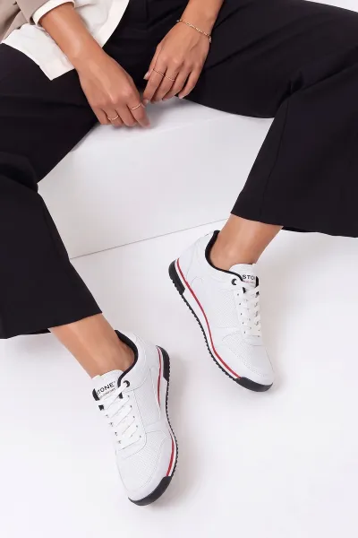 Beyaz Bağcıklı Kadın Spor Ayakkabı 491167