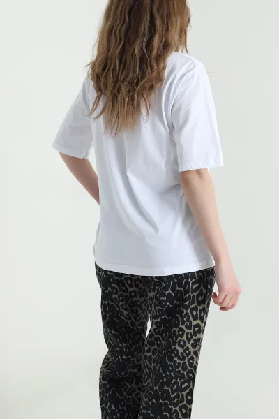 Beyaz Baskılı Oversize Kadın Süprem Tişört 449951