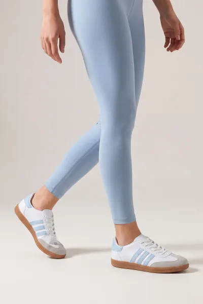 Beyaz Bebe Mavisi Bağcıklı Süet Detay Kadın Spor Ayakkabı 455535