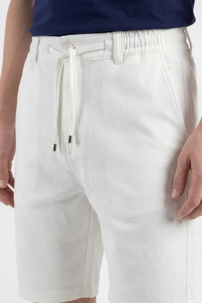 Beyaz Beli Lastikli Bağlamalı Erkek Şort 449637