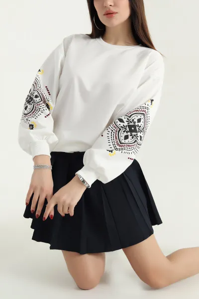 Beyaz Bisiklet Yaka Baskılı İki İp Kadın Tunik Sweat 338320
