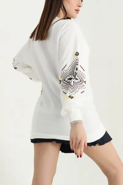 Beyaz Bisiklet Yaka Baskılı İki İp Kadın Tunik Sweat 338320