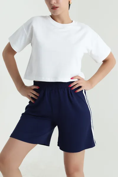 Beyaz Bisiklet Yaka Kristal Kadın Crop 477588