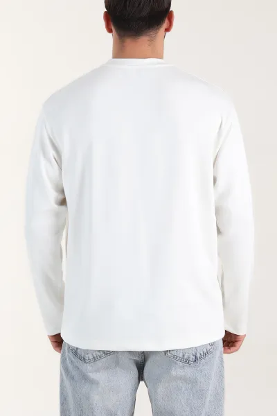 Beyaz Bisiklet Yaka Yazı Detaylı Erkek Sweatshirt 409096