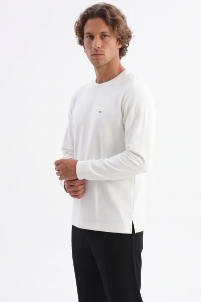 Beyaz Bisiklet Yaka Yazı Detaylı Erkek Sweatshirt 492045