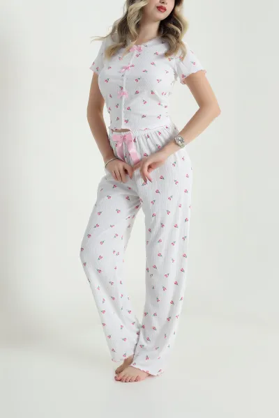 beyaz-burumcuk-kadin-pijama-takimi-479581