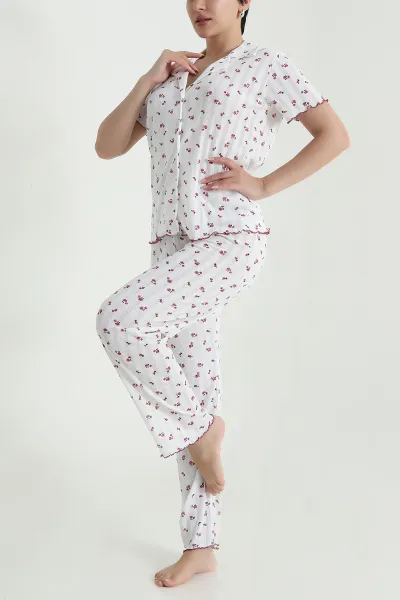 Beyaz Çiçek Desenli Pointel Kadın Pijama Takımı 465828