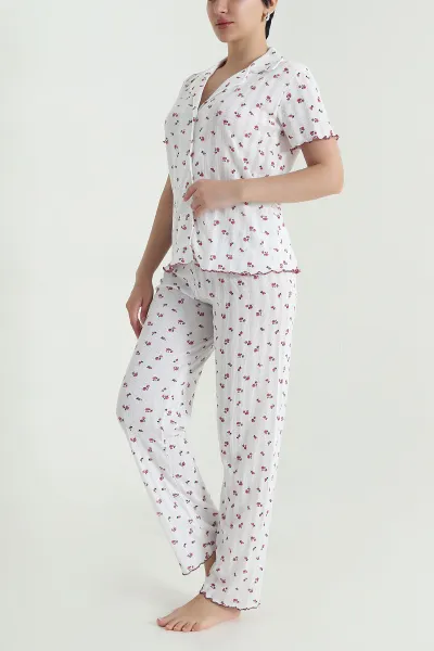 Beyaz Çiçek Desenli Pointel Kadın Pijama Takımı 465828