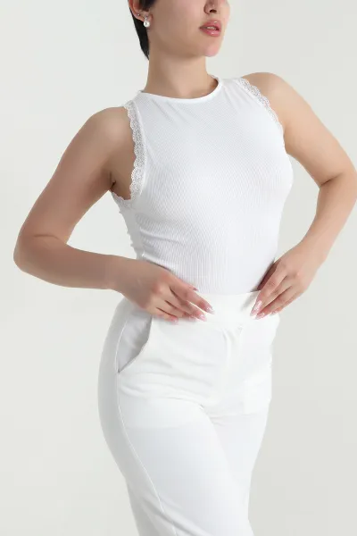 beyaz-dantelli-burgu-kadin-atlet-bluz-463015