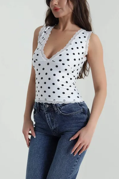 beyaz-dantelli-puantiyeli-sandy-kadin-bluz-459005