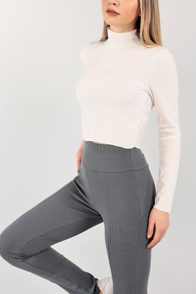 beyaz-dik-yaka-crop-bluz-107350