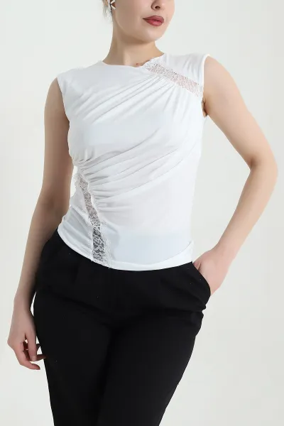 Beyaz Drapeli Dantelli Sandy Kadın Bluz 453001