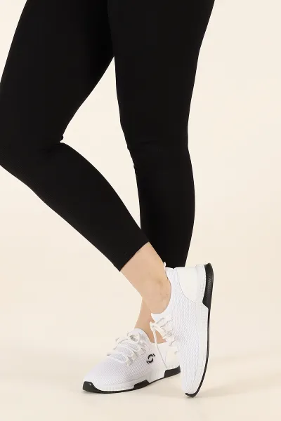 Beyaz Fileli Bağcıklı Kadın Spor Ayakkabı 453142