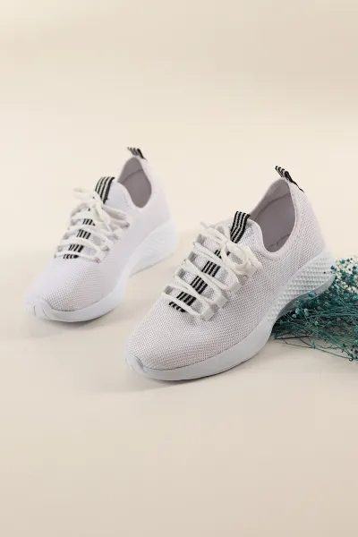 Beyaz Fileli Şerit Detay Bağcıklı Spor Ayakkabı 265034