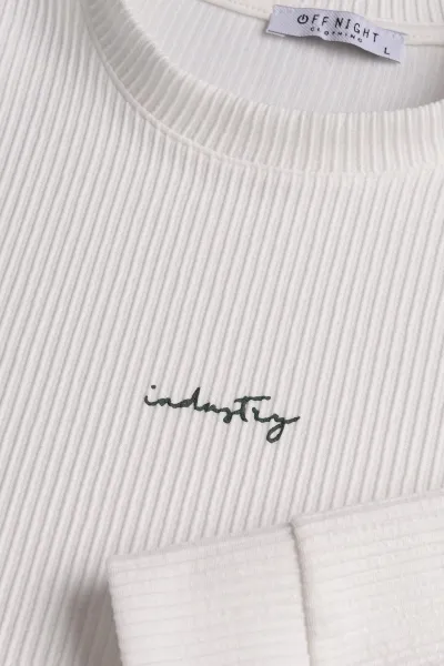 Beyaz Fitilli Bisiklet Yaka Yazı Detaylı Erkek Sweatshirt 396229
