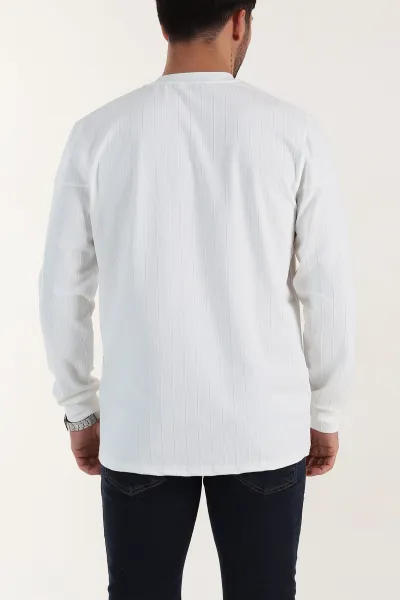 Beyaz Fitilli Nakışlı Bisiklet Yaka Erkek Sweatshirt 396906
