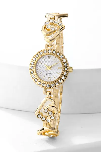 beyaz-gold-oval-cerceveli-sik-kadin-saat-476676