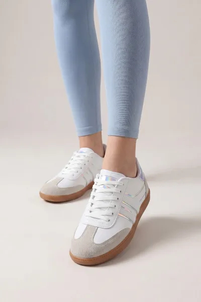 Beyaz Hologram Bağcıklı Kadın Spor Ayakkabı 457672