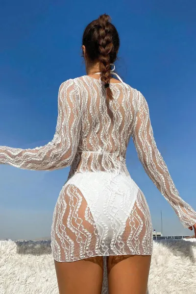 Beyaz İnce Dantel Plaj Elbisesi Önden Büzgülü Uzun Kollu Mini Çekici Plaj Kıyafeti 269030