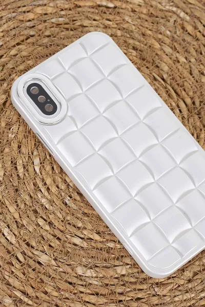 Beyaz İPhone XS Uyumlu Air Serisi Kamera Korumalı 3D Tasarımlı Sert Silikon Telefon Kılıfı 404050
