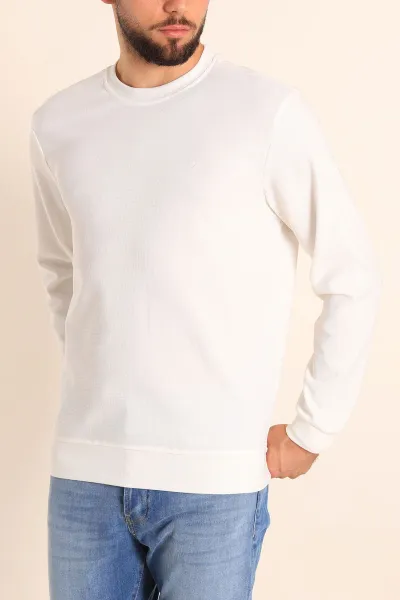 Beyaz Jakarlı Bisiklet Yaka Erkek Sweatshirt 236819