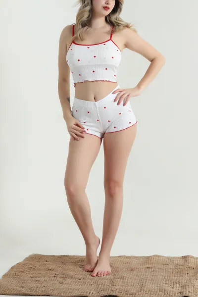 Beyaz Kalp Desenli Askılı Kadın Şortlu Pijama Takımı 466387
