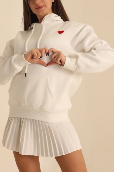 beyaz-kalp-nakisli-sardonlu-sweat-217555