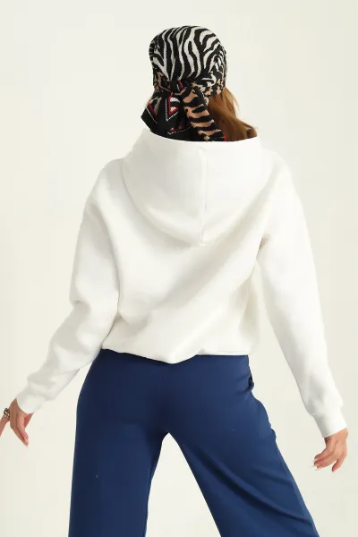 Beyaz Kapüşonlu İçi Şardonlu Basic Sweat 292844