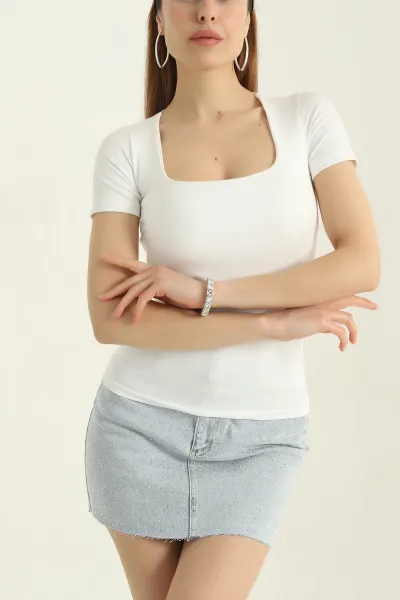 Beyaz Kare Yaka Likralı Sandy Kadın Bluz 361147