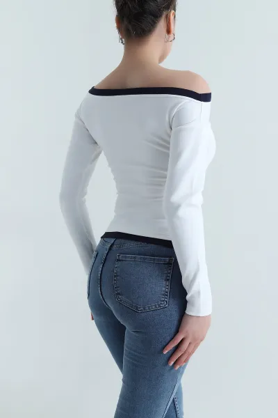 Beyaz Kayık Yaka Yanı Büzgülü Modal Kadın Bluz 498873