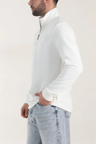Beyaz Kırınkıl Kumaş Yarım Fermuarlı Erkek Sweatshirt 406827