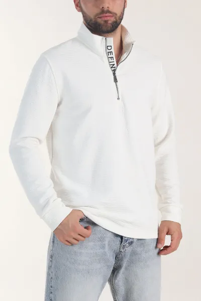 beyaz-kirinkil-kumas-yarim-fermuarli-erkek-sweatshirt-406827