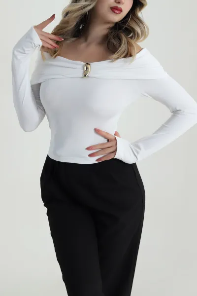 Beyaz Madonna Yaka Dalgıç Kadın Bluz 486200