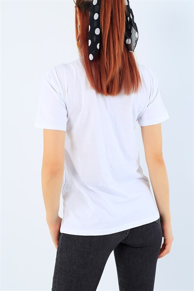 Beyaz Nakış İşlemeli Tasarım Tişört 33867