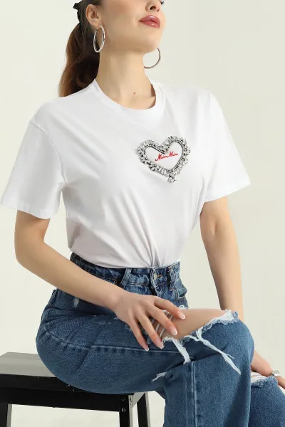 beyaz-nakis-ve-tas-islemli-suprem-kadin-tisort-354484