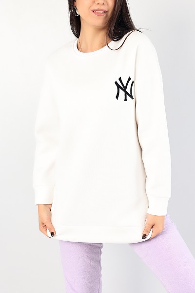 beyaz-nakisli-bayan-sardonlu-sweat-85000
