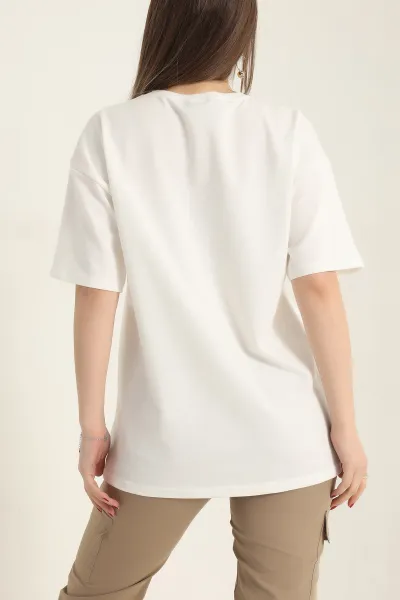 Beyaz Nakışlı Bisiklet Yaka Oversize İki Bayan Tişört 337637