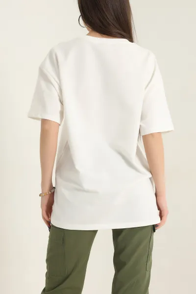 Beyaz Nakışlı Bisiklet Yaka Oversize İki Bayan Tişört 337663