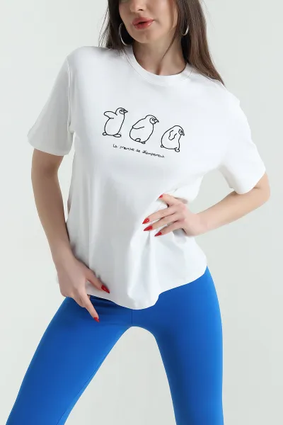 Beyaz Nakışlı İnterlok Kadın Tişört 440223