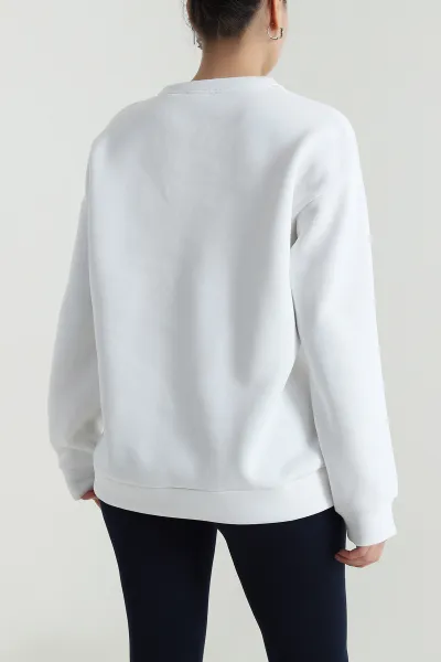 Beyaz Nakışlı Şardonlu Kadın Fermuarsız Sweat 498277