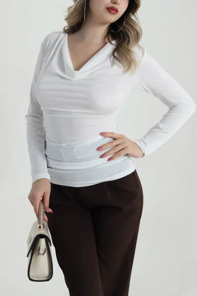 Beyaz Önü Dökümlü Sandy Kadın Bluz 486975