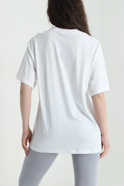 Beyaz Oversize Bisiklet Yaka Süprem Kadın Tişört 452518