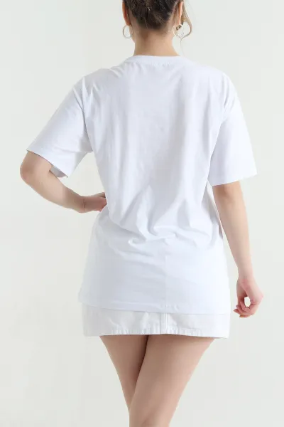 Beyaz Oversize Bisiklet Yaka Taşlı Süprem Kadın Tişört 447100