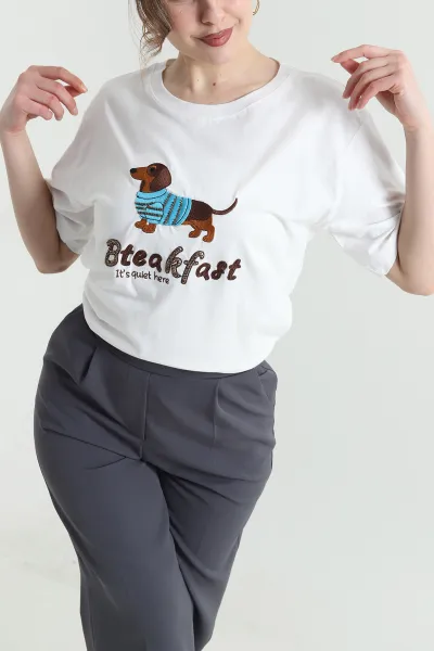 Beyaz Oversize Bisiklet Yaka Taşlı Süprem Kadın Tişört 447110