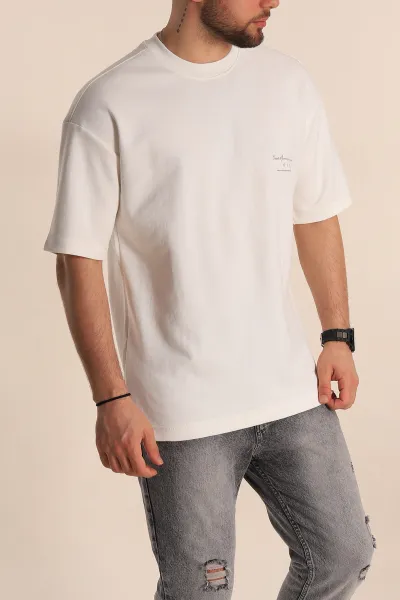 Beyaz Oversize İki İp Kabartma Yazılı Erkek Tişört 266842