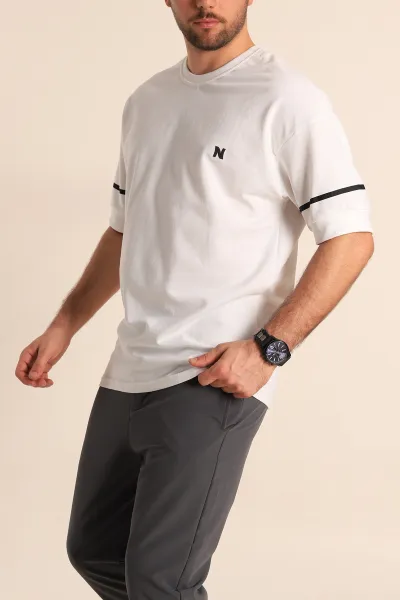 beyaz-oversize-iki-ip-kol-lastikli-erkek-tisort-247974