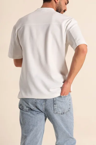Beyaz Oversize Jakarlı Basic Erkek Tişört 249460