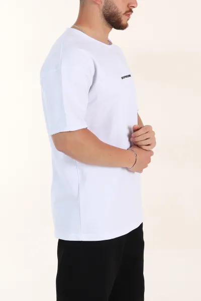 Beyaz Oversize Kabartma Yazılı Yırtık Yaka Detaylı Erkek Tişört 358011